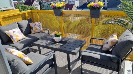 Grafitowe meble metalowe na taras z sofą i fotelami - Panaon Dining DG