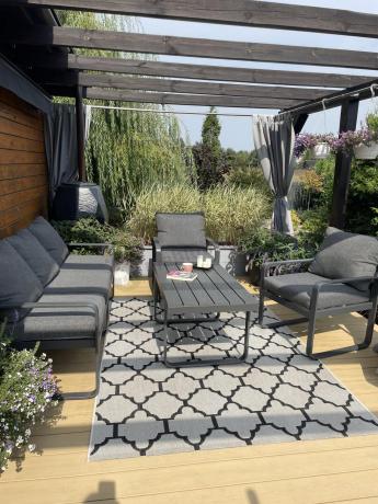 Grafitowe meble metalowe na taras z sofą i fotelami - Panaon Dining DG