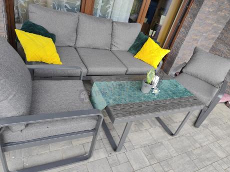 Grafitowe meble metalowe na taras z sofą i fotelami - Panaon Dining DG
