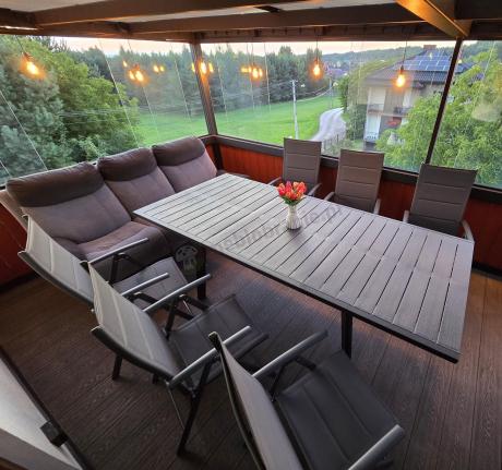 Grafitowe meble ogrodowe Kantara ze stołem rozkładanym 160-240 cm i 10 krzesłami