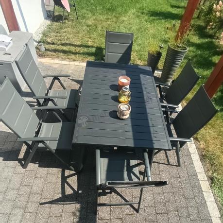 Grafitowe meble ogrodowe Kantara ze stołem rozkładanym 160-240 cm i 10 krzesłami