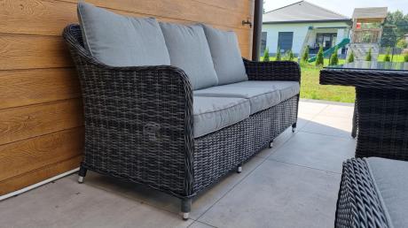 Grafitowe meble technorattanowe z sofą 180cm i wysokim stołem Novici Dining