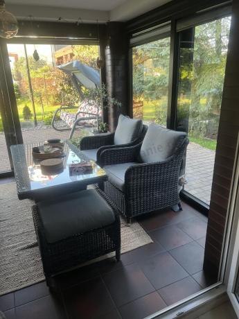 Grafitowe meble technorattanowe z sofą 180cm i wysokim stołem Novici Dining