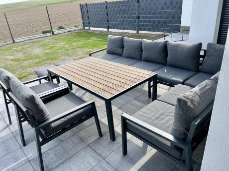 Grafitowe nowoczesne meble tarasowe dla 10 osób Sodor Corner XXL narożnik z 2 fotelami i 2 pufami - Dark Grey Polywoo