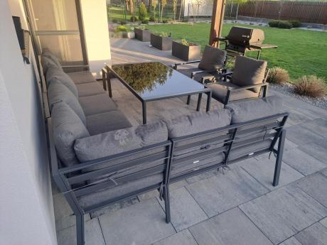 Grafitowe nowoczesne meble tarasowe Sodor Corner XXL narożnik z 2 fotelami i 2 pufami - Dark Grey