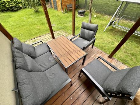 Grafitowy komplet mebli metalowych do ogrodu z sofą 175cm Doros Dining Polywood