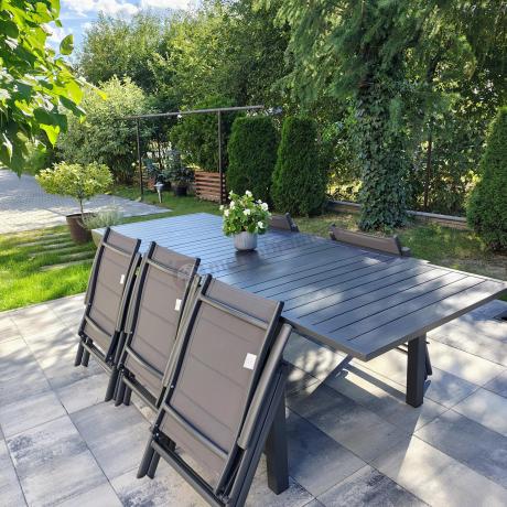 Grafitowy komplet mebli ogrodowych dla 10 osób - rozkładany aluminiowy stół 240cm Tabia i regulowane fotele