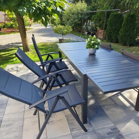 Grafitowy komplet mebli ogrodowych dla 10 osób - rozkładany aluminiowy stół 240cm Tabia i regulowane fotele