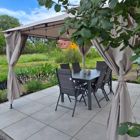 Grafitowy komplet mebli ogrodowych dla 10 osób - rozkładany aluminiowy stół 240cm Tabia i regulowane fotele