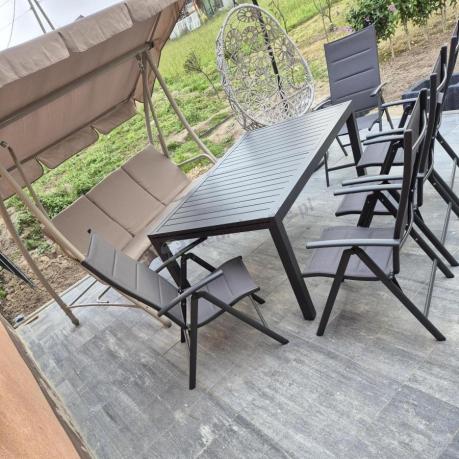 Grafitowy komplet mebli ogrodowych dla 10 osób - rozkładany aluminiowy stół 240cm Tabia i regulowane fotele