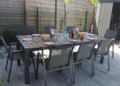 Grafitowy komplet mebli ogrodowych z rozkładanym stołem 210cm + 8 krzeseł Tanami Marla