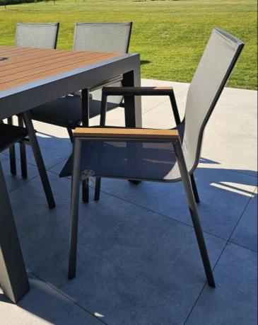 Grafitowy komplet mebli ogrodowych z rozkładanym stołem 210cm + 8 krzeseł Tanami Marla
