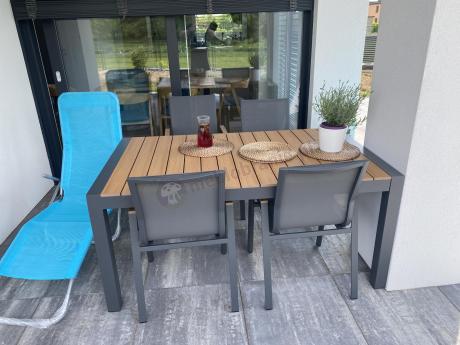 Grafitowy komplet mebli ogrodowych z rozkładanym stołem 210cm + 8 krzeseł Tanami Marla