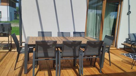 Grafitowy komplet mebli ogrodowych z rozkładanym stołem 210cm + 8 krzeseł Tanami Marla