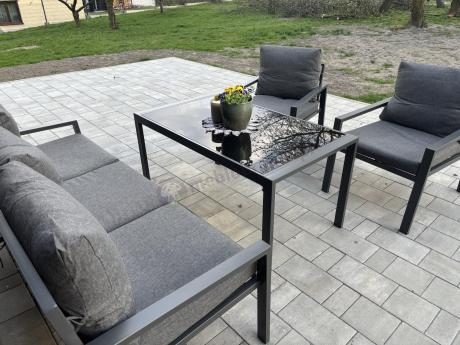 Grafitowy komplet ogrodowy metalowy z sofą 175cm Sodor Dining
