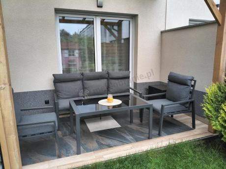 Grafitowy komplet ogrodowy metalowy z wysokim oparciem z sofą 175cm Doros Dining