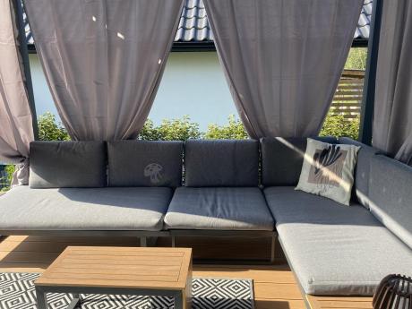 Grafitowy narożnik modułowy Vernon XL - aluminiowy stelaż