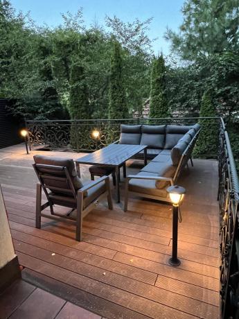 Grafitowy narożnik na taras z regulowanym fotelem i stołem 150cm - Renalo Corner