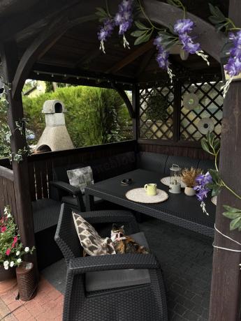 Grafitowy narożnik na taras ze stołem obiadowym Rellme VI i 3 fotelami