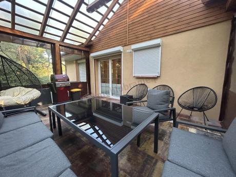 Grafitowy narożnik ogrodowy 184x294cm modułowy ze stołem obiadowym i fotelem Sodor Corner XXL - Dark Grey