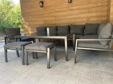 Grafitowy narożnik ogrodowy 184x294cm modułowy ze stołem obiadowym i fotelem Sodor Corner XXL - Dark Grey