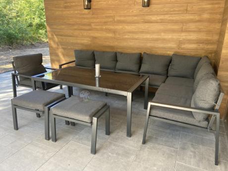 Grafitowy narożnik ogrodowy 184x294cm modułowy ze stołem obiadowym i fotelem Sodor Corner XXL - Dark Grey