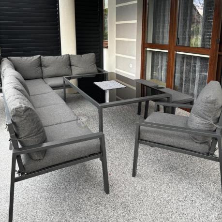 Grafitowy narożnik ogrodowy 184x294cm modułowy ze stołem obiadowym i fotelem Sodor Corner XXL - Dark Grey