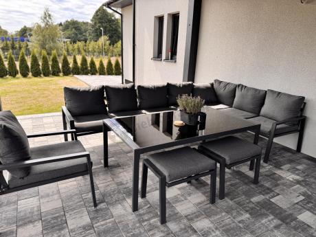 Grafitowy narożnik ogrodowy modułowy ze stołem obiadowym i fotelem Sodor Corner XXL - Dark Grey
