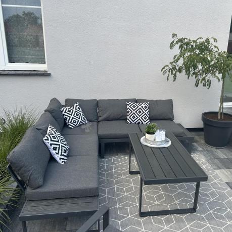 Grafitowy narożnik ogrodowy z fotelem i stolikiem 110cm Panaon Corner 220x220 - DG