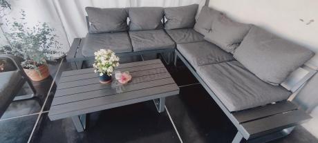 Grafitowy narożnik ogrodowy z fotelem i stolikiem 110cm Panaon Corner 220x220 - DG