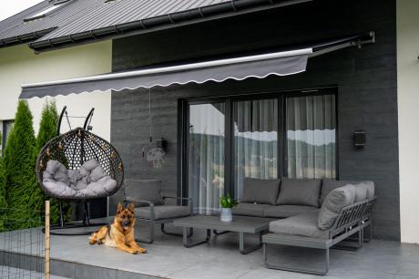 Grafitowy narożnik ogrodowy z fotelem i stolikiem 110cm Panaon Corner 220x220 - DG