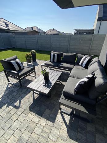 Grafitowy narożnik ogrodowy z fotelem i stolikiem 110cm Panaon Corner 220x220 - DG