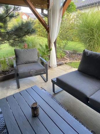 Grafitowy narożnik ogrodowy z fotelem i stolikiem 110cm Panaon Corner 220x220 - DG