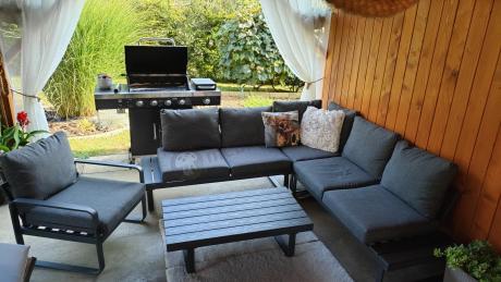 Grafitowy narożnik ogrodowy z fotelem i stolikiem 110cm Panaon Corner 220x220 - DG