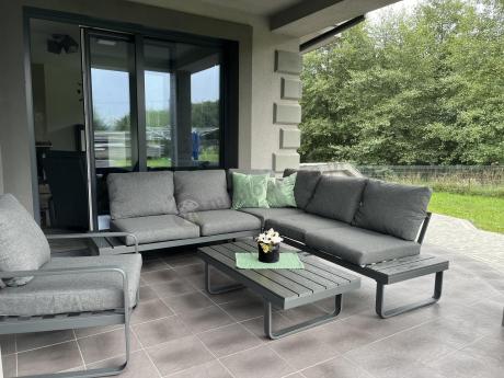 Grafitowy narożnik ogrodowy z fotelem i stolikiem 110cm Panaon Corner 220x220 - DG