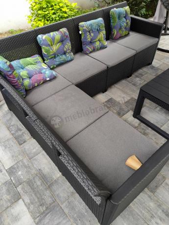 Grafitowy narożnik tarasowy 172 x 222cm stół podnoszony, fotel i dwie pufy