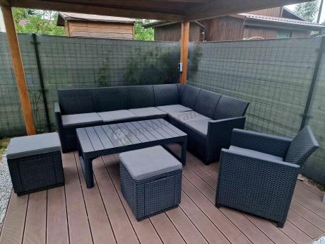 Grafitowy narożnik tarasowy 172 x 222cm stół podnoszony, fotel i dwie pufy