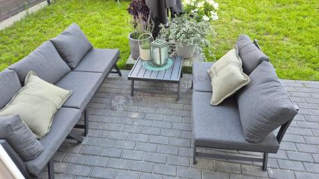 Grafitowy narożnik z leżakiem na mały taras Soletto 176x176cm