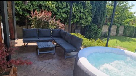 Grafitowy narożnik z leżakiem na mały taras Soletto 176x176cm