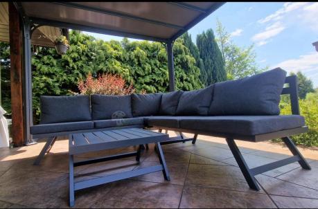 Grafitowy narożnik z leżakiem na mały taras Soletto 176x176cm