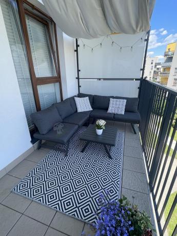 Grafitowy narożnik z leżakiem na mały taras Soletto 176x176cm