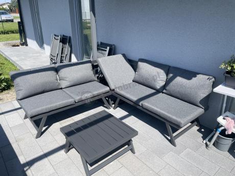Grafitowy narożnik z leżakiem na mały taras Soletto 176x176cm