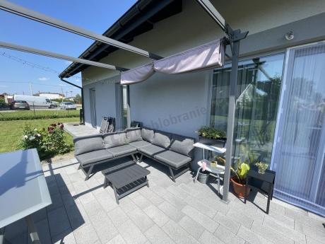 Grafitowy narożnik z leżakiem na mały taras Soletto 176x176cm