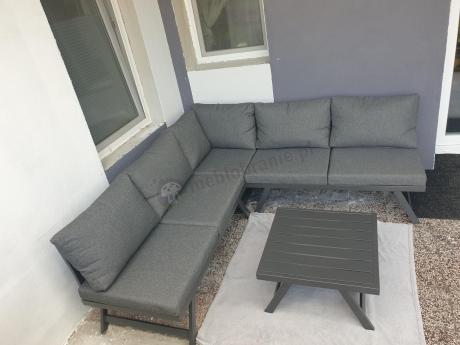 Grafitowy narożnik z leżakiem na mały taras Soletto 176x176cm