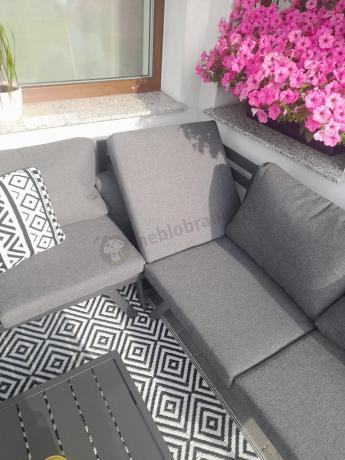 Grafitowy narożnik z leżakiem na mały taras Soletto 176x176cm