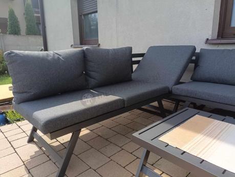 Grafitowy narożnik z leżakiem na mały taras Soletto 176x176cm