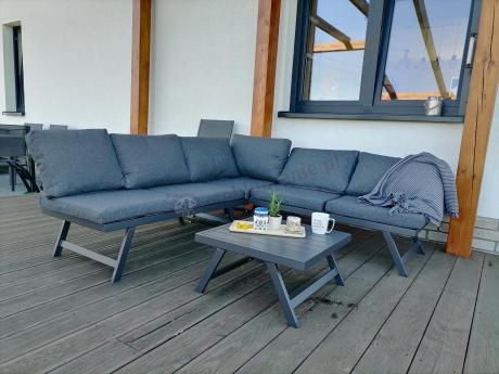 Grafitowy narożnik z leżakiem na mały taras Soletto 176x176cm