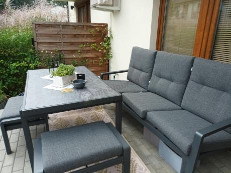 Grafitowy zestaw aluminiowych mebli na taras dla 7 osób ze stołem ceramic glass - Tavaro Dining Antracite