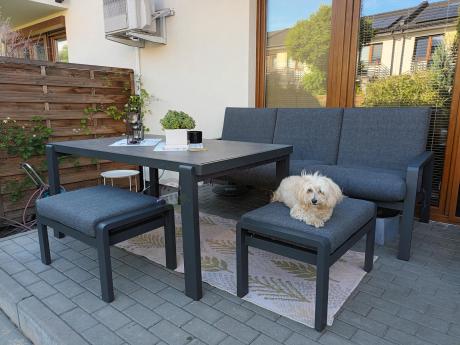 Grafitowy zestaw aluminiowych mebli na taras dla 7 osób ze stołem ceramic glass - Tavaro Dining Antracite