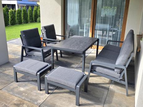 Grafitowy zestaw aluminiowych mebli na taras dla 7 osób ze stołem ceramic glass - Tavaro Dining Antracite